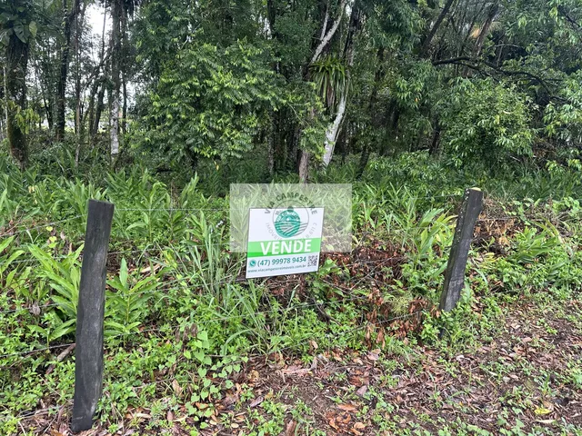 Imagem: O terreno possui 2.000m² de Área e está localizado em