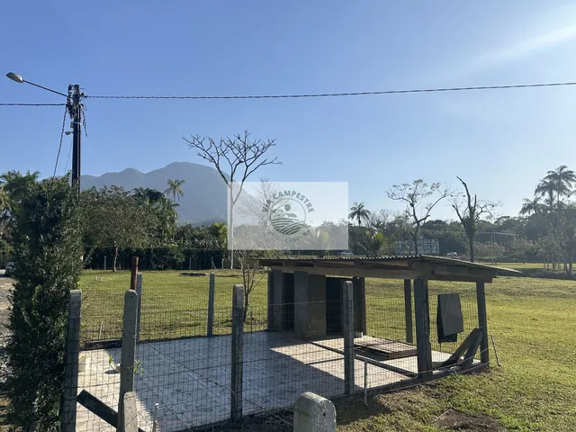 Imagem 8: Sítio com 20.000 m², com uma linda residencia, frente para o asfalto, escriturada, em