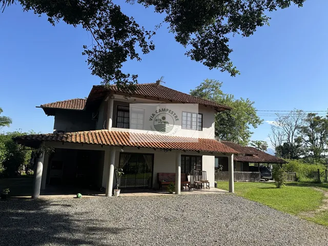 Imagem: Sobrado com 3 dormitorios, rua sem saida