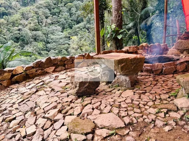 Imagem 4: Terreno rural com 23.000 m2 no Quiriri, com rios e quedas da agua