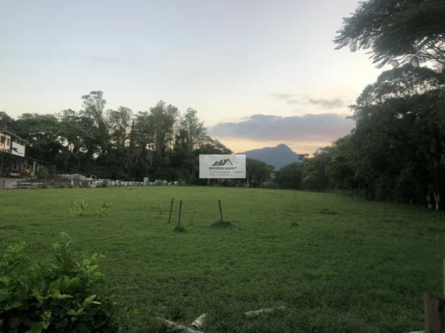 Imagem: Terreno industrial na BR 101, em Pirabeiraba
