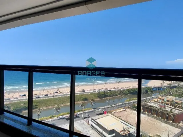 Imagem 2: Apartamento à Venda no Beach Class Jaguaribe - Vista Mar e Próximo à Praia em