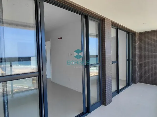 Imagem 5: Apartamento à Venda no Beach Class Jaguaribe - Vista Mar e Próximo à Praia em