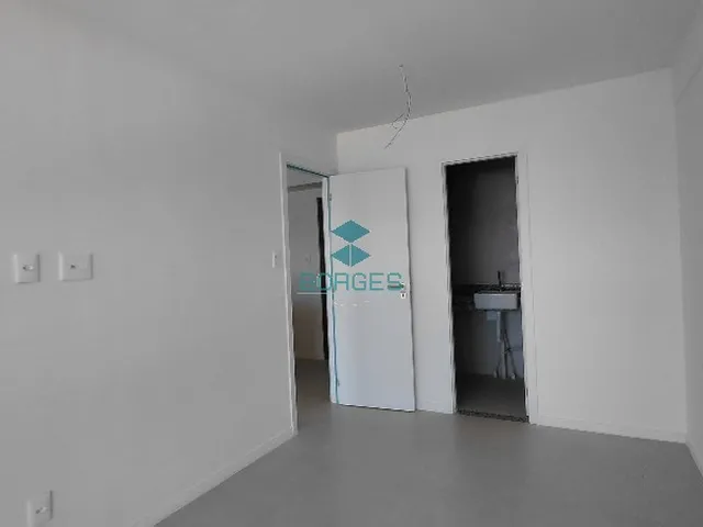 Imagem 14: Apartamento à Venda no Beach Class Jaguaribe - Vista Mar e Próximo à Praia em