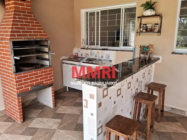 Imagem 12: Chácara com PISCINA e 04 dormitórios para venda no bairro Salete em Araçoiaba da