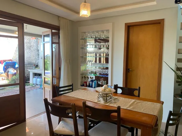 Imagem 4: Casa em Excelente Localização, 03 Dormitórios e Piscina, Próximo ao Forum, NH