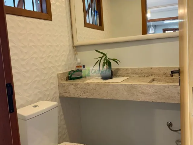 Imagem 7: Casa em Excelente Localização, 03 Dormitórios e Piscina, Próximo ao Forum, NH
