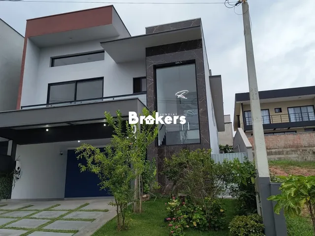 Imagem: A casa possui 3 Dormitórios, 1 Suíte, 3 Banheiros, 2