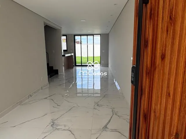 Imagem 5: Casa Geminada Moderna com 160 m², Projeto Sofisticado e Sustentável no Bairro Espírito