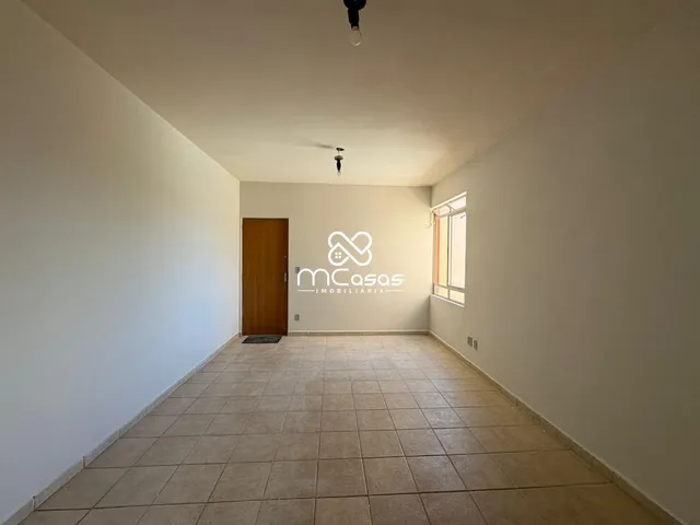 Imagem 1: Oportunidade rara no Palmeiras: 3 Quartos com Suíte, um prédio Único e Charmoso, por