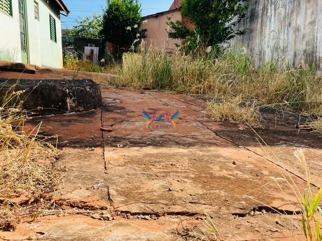 Imagem: Amplo terreno em ótima localização