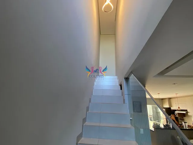Imagem 3: Casa Sobrado com EXCELENTE padrão de acabamento