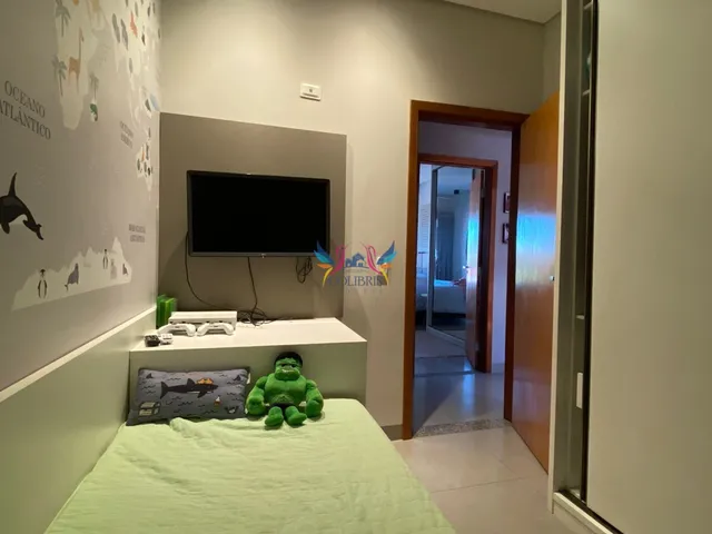 Imagem 2: Casa Sobrado com EXCELENTE padrão de acabamento