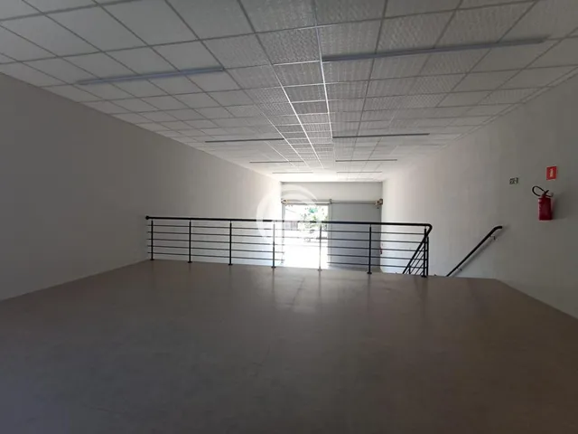 Imagem 2: Loja nova Loja com 2 banheiros
