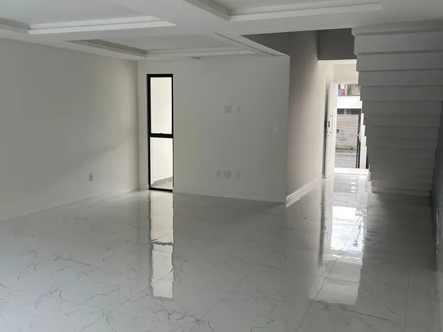 Imagem 2: CASA RESIDENCIAL em ITAJAÍ - SC, RESSACADA