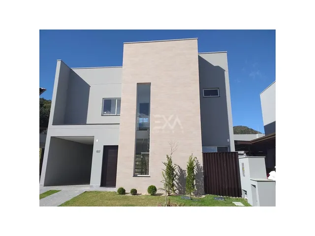 Imagem 1: CASA RESIDENCIAL em BALNEÁRIO CAMBORIÚ - SC, SÃO JUDAS TADEU