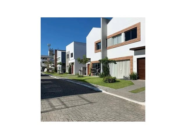 Imagem 2: CASA RESIDENCIAL em BALNEÁRIO CAMBORIÚ - SC, SÃO JUDAS TADEU