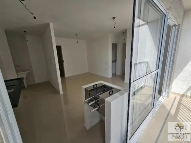 Imagem 3: Apartamento para Venda em Goiânia, SETOR BUENO, 2 dormitórios, 2 suítes, 2 banheiros