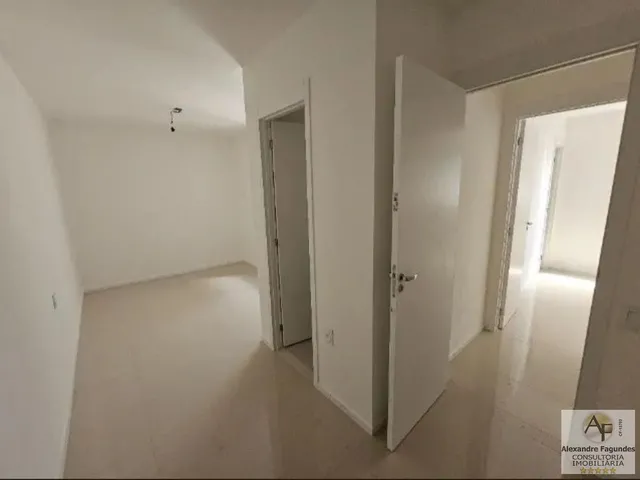 Imagem 6: Apartamento para Venda em Goiânia, SETOR BUENO, 2 dormitórios, 2 suítes, 2 banheiros