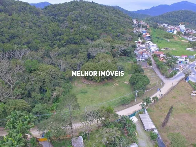 Imagem: Terreno á venda na Av. Santo Amaro localizada