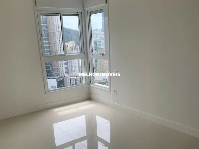Imagem 4: Apartamento 2ª Quadra Mar com 03 Suítes em Balneário Camboriú/SC