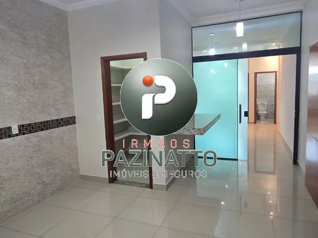 Imagem 2: CASA - VALINHOS Casa com 3 dormitórios