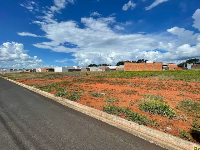 Imagem: Terreno à venda no bairro Jardim Botanico
