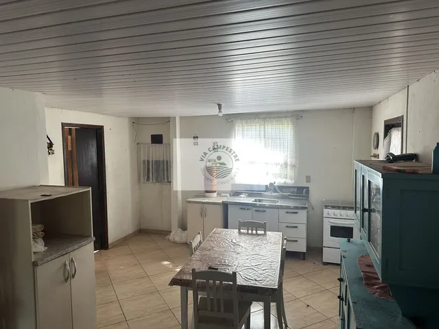 Imagem 11: Terreno para sitio com 2.733 m2 escriturado, com residencia de 3 quartos, lago, toda