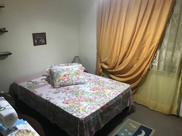Imagem 5: Residencia averbada no Bom Retiro, 4 dormitorios, pode ser financiada