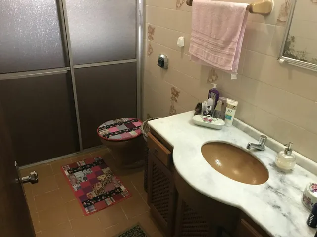 Imagem 6: Residencia averbada no Bom Retiro, 4 dormitorios, pode ser financiada