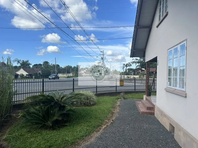Imagem 8: Residencia de esquina, com amplo apelo comercial, com riacho nos fundos, escriturada