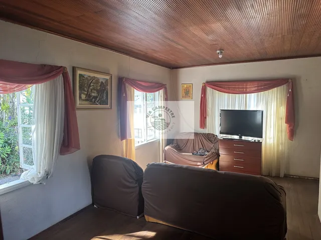Imagem 14: Residencia de esquina, com amplo apelo comercial, com riacho nos fundos, escriturada