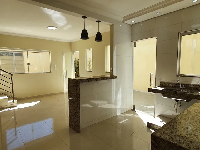 Imagem: CASA RESIDENCIAL em ESMERALDAS - MG, SÃO