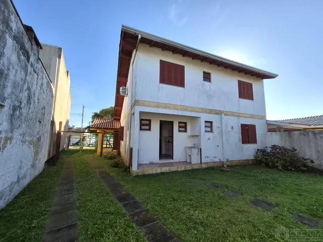 Imagem 15: Casa ampla à venda no centro de Imbé!