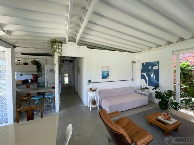 Imagem 11: Linda Casa 4 quadras do mar Térrea com Lareira e Churrasqueira em Xangri-lá - Venda