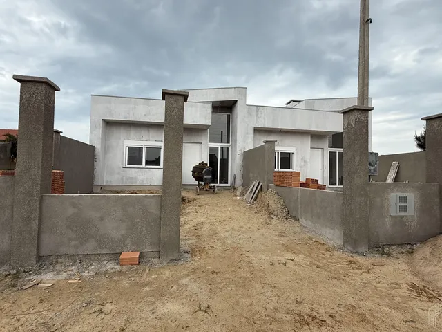 Imagem 7: Imóvel em fase de acabamento no bairro Centro em Imbé, com 2 suítes, lareira!