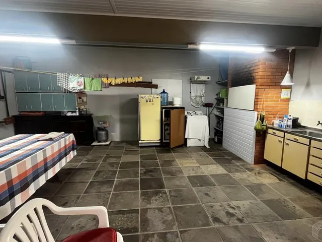 Imagem 12: Casa de praia em amplo terreno à venda em Xangri-lá com Churrasqueira e Poço Artesiano