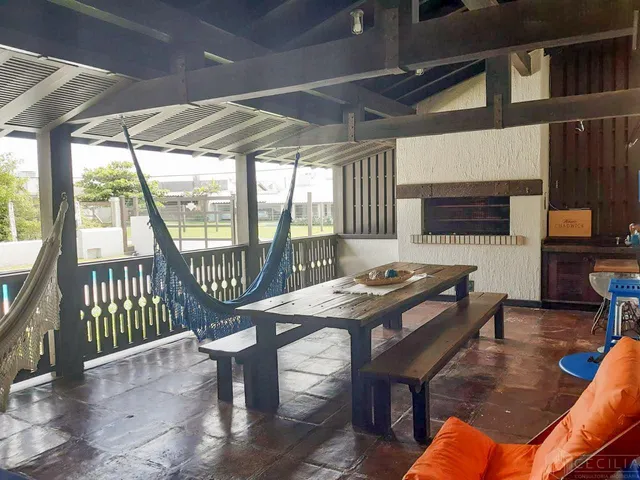 Imagem 8: Excelente casa em zona nobre de Imbé, com 3 suítes, 1200m² de área, mobiliada!!!