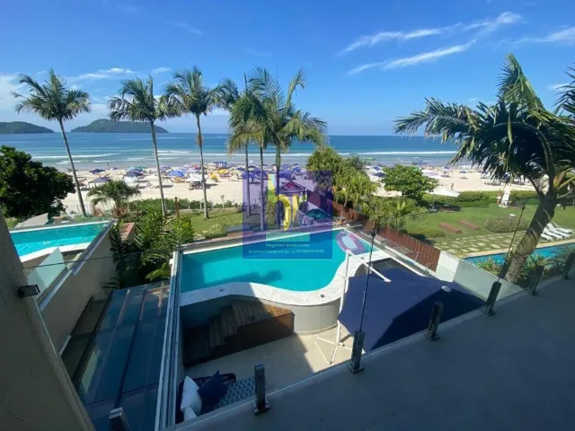 Imagem: Casa de Luxo em Condomínio Pé na Areia