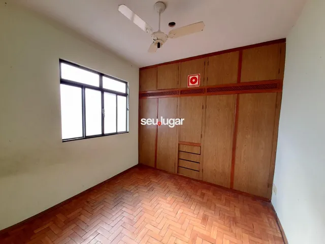 Imagem 1: Casa com 3 dormitórios para alugar, 70 m² por R$ 1.350,00/mês - Vila Ester - Lavras/MG