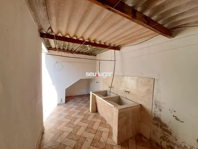 Imagem 2: Casa com 3 dormitórios para alugar, 70 m² por R$ 1.350,00/mês - Vila Ester - Lavras/MG