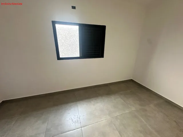 Imagem 9: Casa Nova com Piscina - Lado Praia
