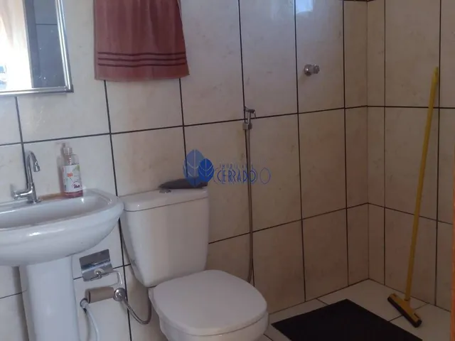 Imagem 5: Prédio Comercial com Residência no Bairro Alvorada à Venda