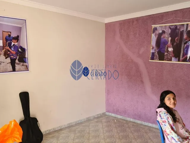 Imagem 7: Excelente Casa com Três Quartos no Jardim das Américas 3 etapa