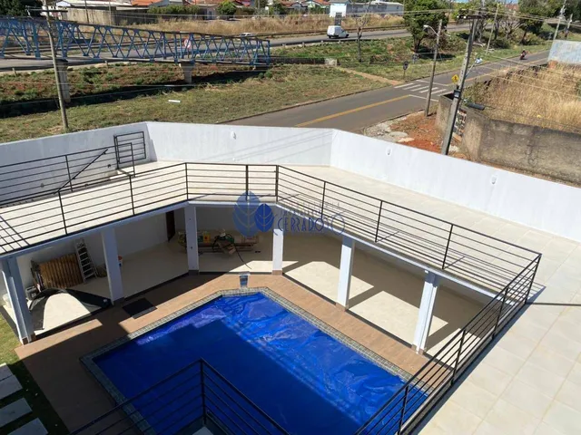 Imagem 11: Sobrado de Luxo à Venda em Anápolis City – 4 Suítes, Piscina e Vista Panorâmica