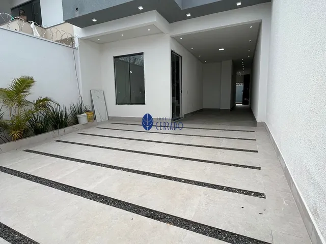 Imagem: Sobrado com Piscina à Venda no Bairro Eldorado