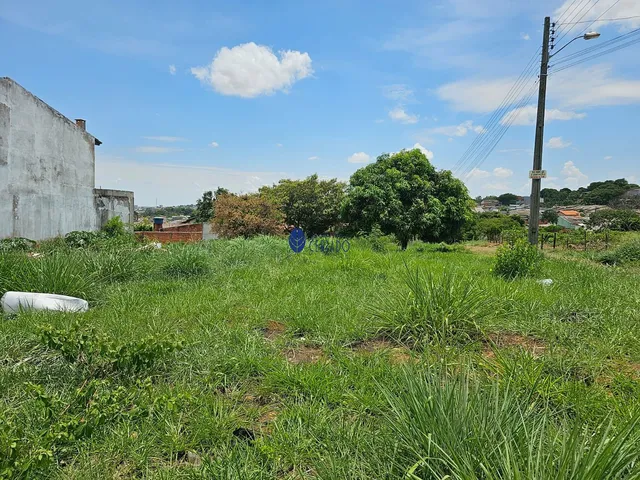 Imagem 3: Lote com 350 m² à Venda no Residencial Arco Íris - Anápolis
