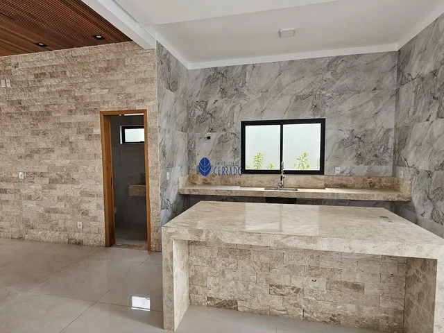 Imagem 6: Casa com 4 Suítes e Piscina à Venda no Anápolis City
