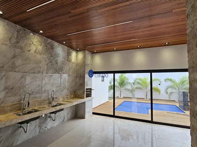 Imagem 12: Casa com 4 Suítes e Piscina à Venda no Anápolis City