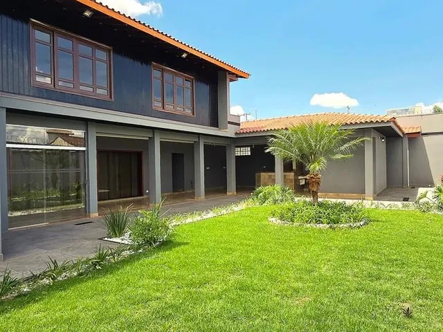 Imagem: Sobrado no Bairro São José por R$ 2.890.000,00